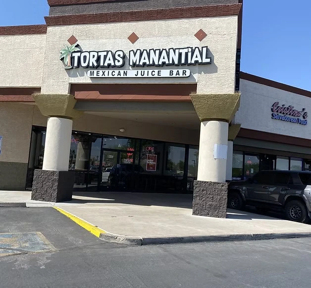 The family behind Tortas Manantial